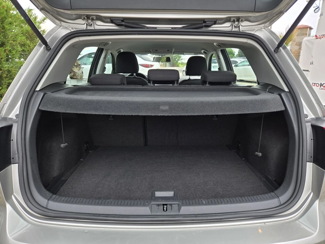 VW Golf 1.4TGI-110кс= ФАБРИЧЕН МЕТАН= АВТОПИЛОТ= СЕРВ.ИСТО - автомобили, коли, обяви за нови и употребявани 9