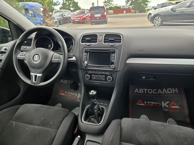 VW Golf 1.6i-102кс= ФАБРИЧНА ГАЗ= HIGHLINE= АВТОПИЛОТ - автомобили, коли, обяви за нови и употребявани 12