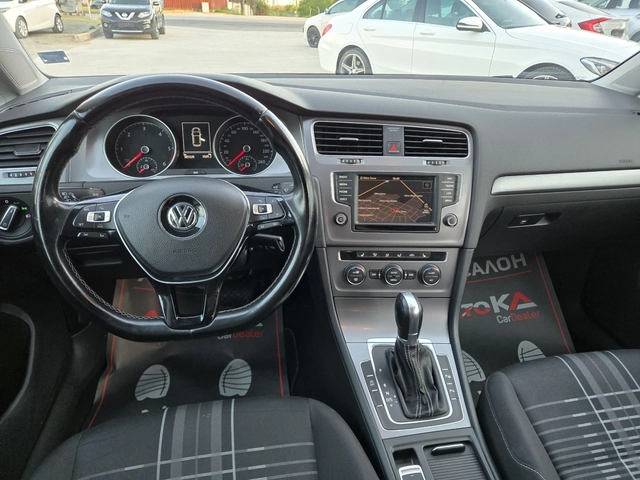 VW Golf 2.0TDI-150кс= АВТОМАТ= LOUNGE= NAVI= ПОДГРЕВ= CRUI - автомобили, коли, обяви за нови и употребявани 10