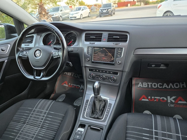VW Golf 2.0TDI-150кс= АВТОМАТ= LOUNGE= NAVI= ПОДГРЕВ= CRUI - автомобили, коли, обяви за нови и употребявани 12