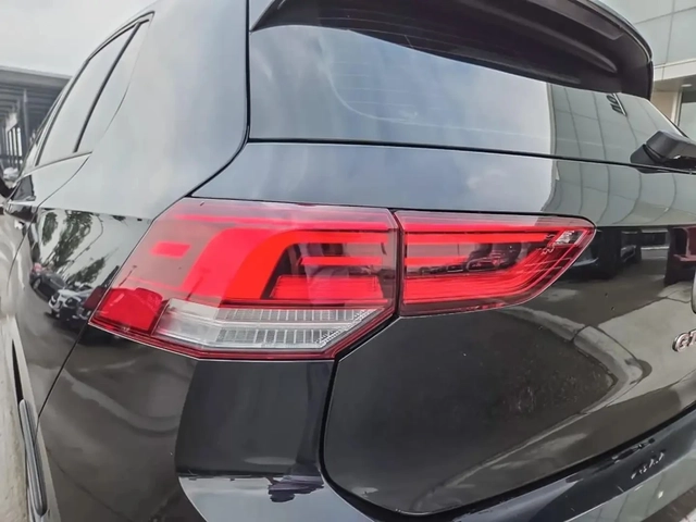 VW Golf GTI* DSG* HUD* DISTRONIC* LANE* ОБДУХ - автомобили, коли, обяви за нови и употребявани 14