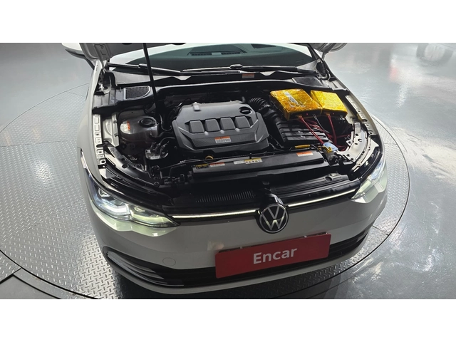 VW Golf 8th Gen | Prestige | Ел. седалки | Maсаж - автомобили, коли, обяви за нови и употребявани 8