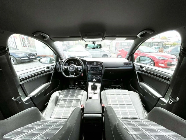 VW Golf - автомобили, коли, обяви за нови и употребявани 8