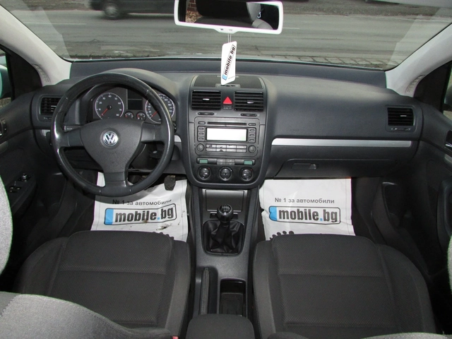 VW Golf 1.6 FSI EURO4 - автомобили, коли, обяви за нови и употребявани 6