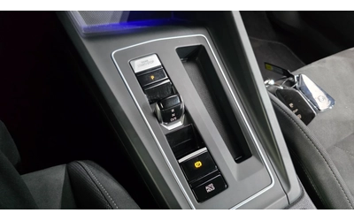 VW Golf 2.0 TDI Premium | Адаптивен круиз | Камера| Подгре - автомобили, коли, обяви за нови и употребявани 7
