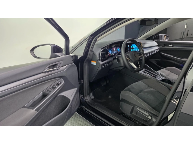 VW Golf 2.0 TDI Premium | Адаптивен круиз | Камера| Подгре - автомобили, коли, обяви за нови и употребявани 8