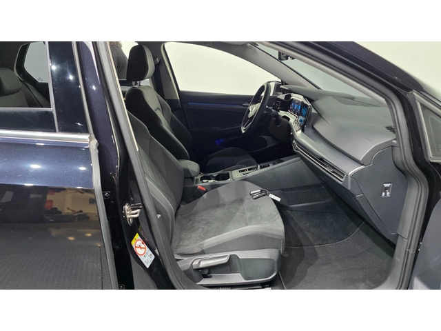 VW Golf 2.0 TDI Premium | Адаптивен круиз | Камера| Подгре - автомобили, коли, обяви за нови и употребявани 9