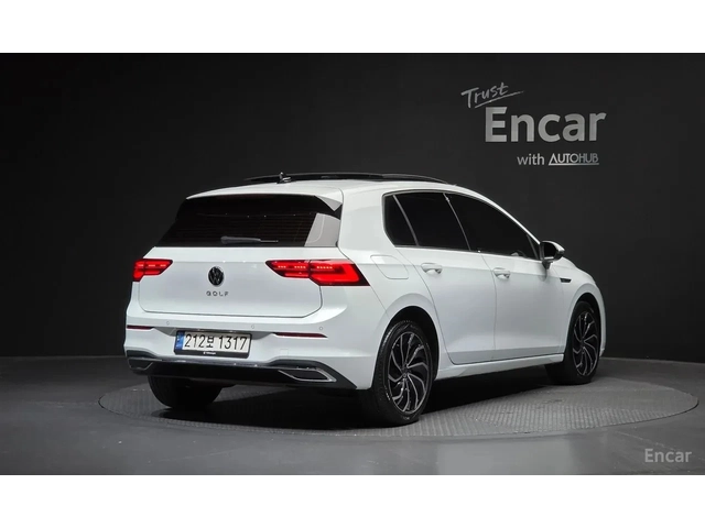 VW Golf 2.0 TDI Prestige | HUD | Адаптивен круиз | Масаж - автомобили, коли, обяви за нови и употребявани 1