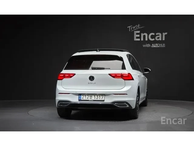 VW Golf 2.0 TDI Prestige | HUD | Адаптивен круиз | Масаж - автомобили, коли, обяви за нови и употребявани 3