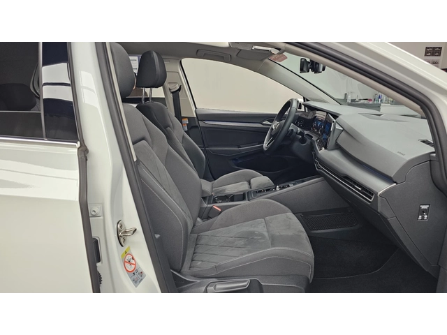 VW Golf 2.0 TDI Prestige | HUD | Адаптивен круиз | Масаж - автомобили, коли, обяви за нови и употребявани 9