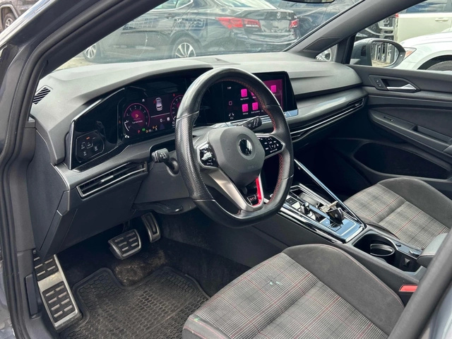 VW Golf GTI - автомобили, коли, обяви за нови и употребявани 4