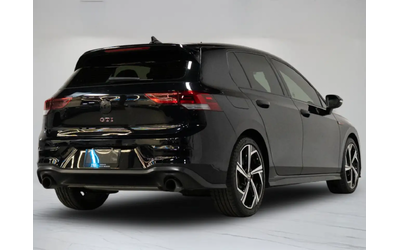 vw-golf-autobahn-carplay-front-wheel-drive - 3