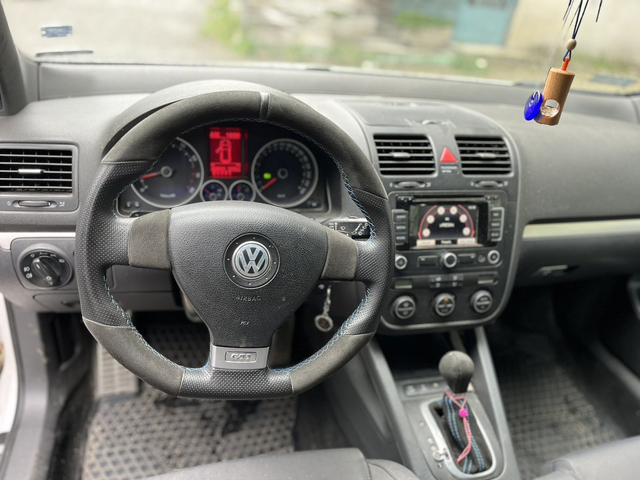 VW Golf Golf VW 2.0 TFSI GTI, 200 к.с. - автомобили, коли, обяви за нови и употребявани 8