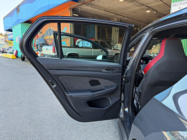 VW GOLF GTI 2.0L 4cyl FWD - автомобили, коли, обяви за нови и употребявани 15