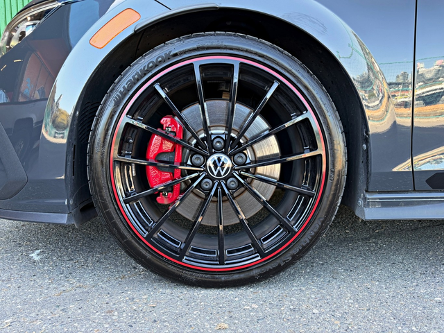 VW GOLF GTI 2.0L 4cyl FWD - автомобили, коли, обяви за нови и употребявани 6