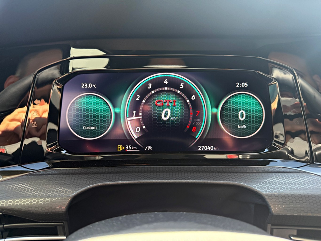 VW GOLF GTI 2.0L 4cyl FWD - автомобили, коли, обяви за нови и употребявани 7