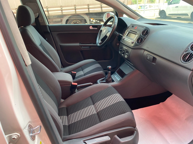 VW Golf Plus 1.6 БЕНЗИН-ГАЗ 102к.с. - автомобили, коли, обяви за нови и употребявани 14