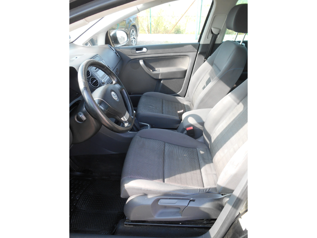 VW Golf Plus 1.6i* 102* k.c* GAZ* - автомобили, коли, обяви за нови и употребявани 8