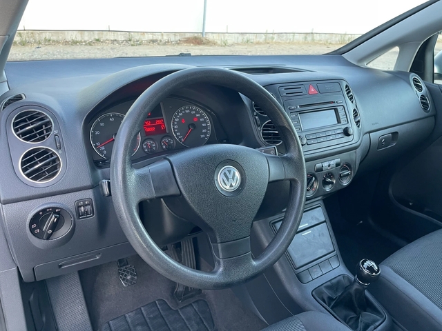 VW Golf Plus 1.4i-75к.с./Климатик/ 138 000км/ Топ състояние - автомобили, коли, обяви за нови и употребявани 11