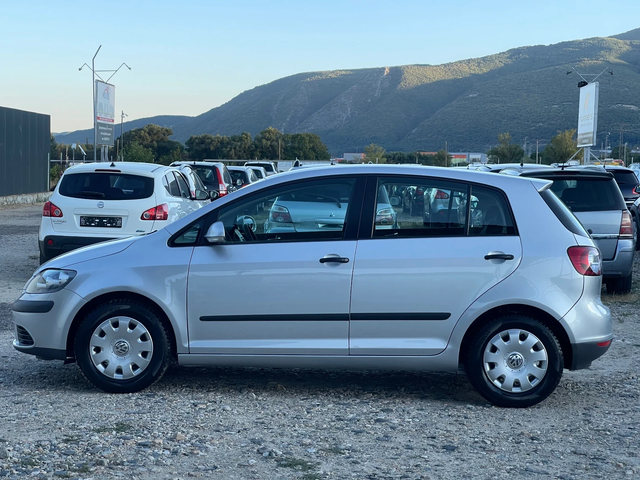 VW Golf Plus 1.4i-75к.с./Климатик/ 138 000км/ Топ състояние - автомобили, коли, обяви за нови и употребявани 2