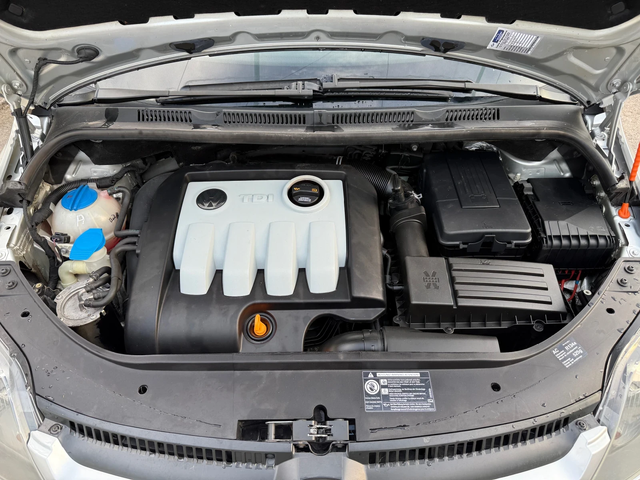 VW Golf Plus 1.9TDI 105HP - автомобили, коли, обяви за нови и употребявани 16