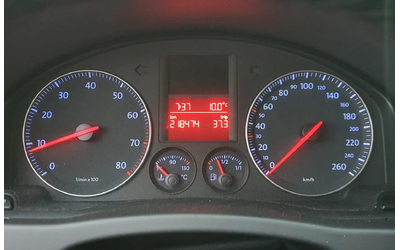 VW Golf Plus 1.6 SR 102к.с. COMFORTLINE - автомобили, коли, обяви за нови и употребявани 13