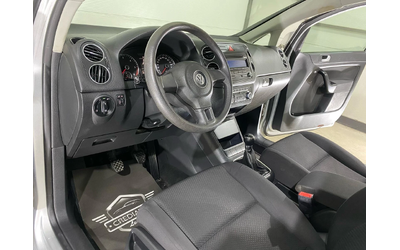 VW Golf Plus 1.6 TDI - автомобили, коли, обяви за нови и употребявани 6