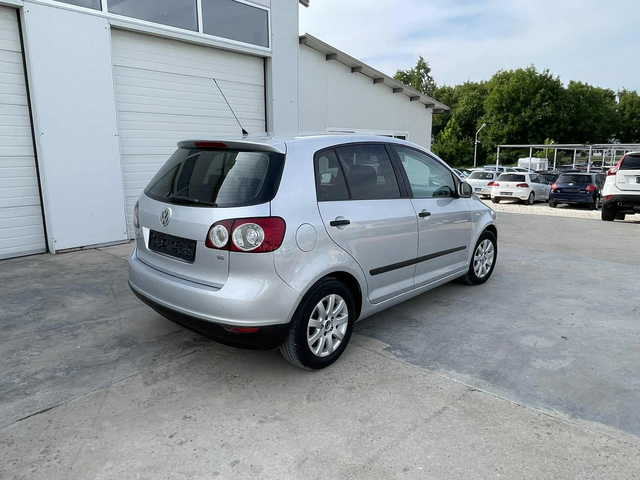 VW Golf Plus 1.6i 102k.c * 145000km* UNIKAT* - автомобили, коли, обяви за нови и употребявани 11