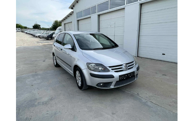 VW Golf Plus 1.6i 102k.c * 145000km* UNIKAT* - автомобили, коли, обяви за нови и употребявани 9