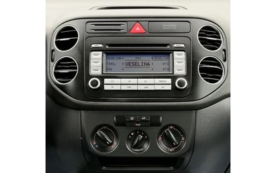 VW Gol 1.9TDi 90hp - автомобили, коли, обяви за нови и употребявани 13