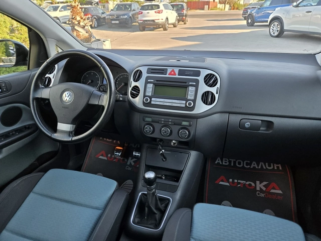 VW Golf Plus CROSS= 1.9TDI-105кс= КЛИМАТРОНИК - автомобили, коли, обяви за нови и употребявани 12
