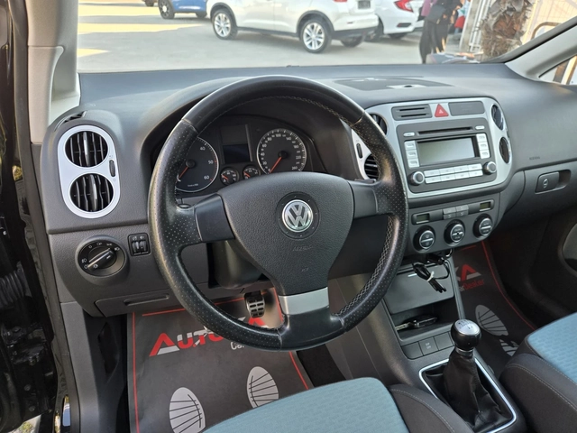 VW Golf Plus CROSS= 1.9TDI-105кс= КЛИМАТРОНИК - автомобили, коли, обяви за нови и употребявани 7