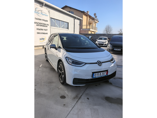 VW ID.3 1 st Plus PRO - автомобили, коли, обяви за нови и употребявани 1
