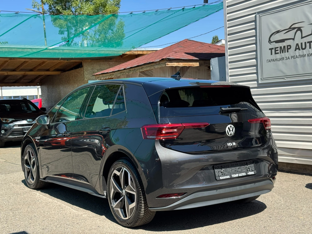 VW ID.3 150 kW* ПЪЛНА СЕРВИЗНА ИСТОРИЯ С ВАЛИДНА ГАРАНЦИЯ - автомобили, коли, обяви за нови и употребявани 3