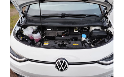 VW ID.3 Pro Performance - автомобили, коли, обяви за нови и употребявани 12