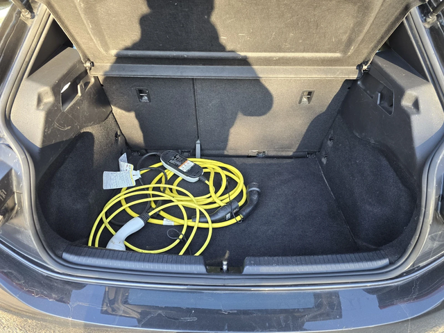 VW ID.3 PRO 150KW 62KWH Самопаркиране Гаранция Лизинг - автомобили, коли, обяви за нови и употребявани 14