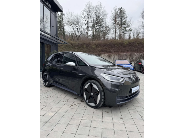 VW ID.3 - автомобили, коли, обяви за нови и употребявани 1