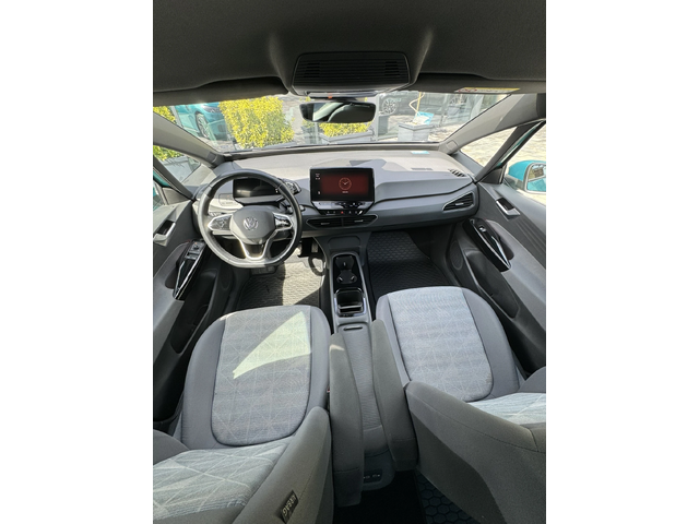 VW ID.3 - автомобили, коли, обяви за нови и употребявани 9