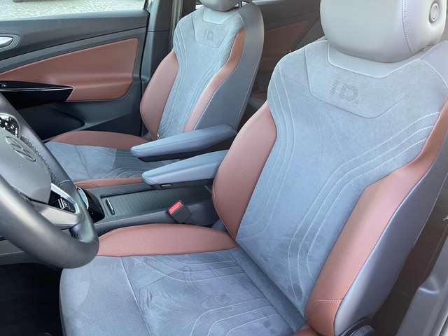 VW ID.4 204ps/77kwh/640km - автомобили, коли, обяви за нови и употребявани 7