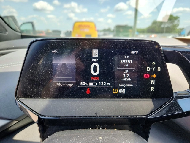 VW ID.4 PRO S* AWD* КОЖА* ПОДГРЕВ* ПАНОРАМА* LED* - автомобили, коли, обяви за нови и употребявани 8
