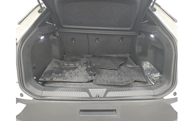 VW ID.4 Pro - автомобили, коли, обяви за нови и употребявани 12