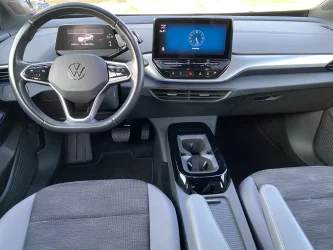 VW ID.4 SOH 93% - автомобили, коли, обяви за нови и употребявани 8