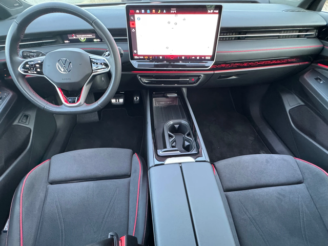 VW ID.7 GTX - автомобили, коли, обяви за нови и употребявани 14