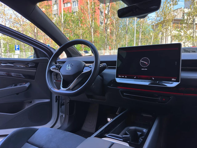 VW ID.7 Pro PLUS, 77 kWh, 210кВт/286к.с. - автомобили, коли, обяви за нови и употребявани 5