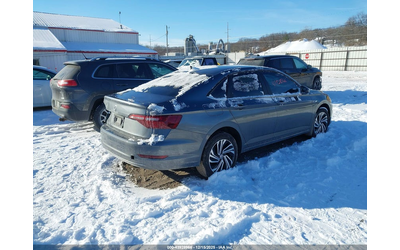 vw-jetta-1-4l-i-4-di-dohc-vvt-turbo-147hp-front-wheel-drive - 3