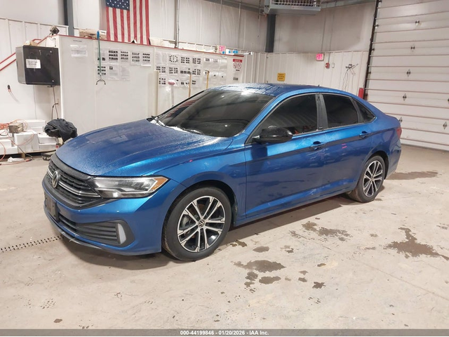 VW Jetta 1.5L I-4 DI, DOHC, VVT, TURBO, 158HP Front Wheel Drive - автомобили, коли, обяви за нови и употребявани 1