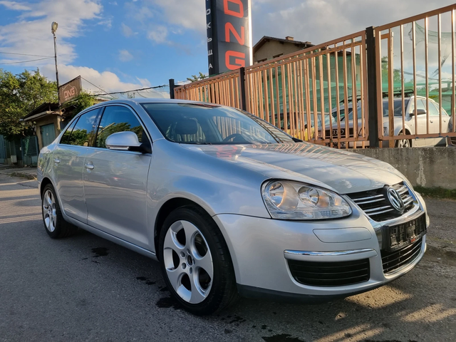 VW Jetta 1, 600 EURO4 - автомобили, коли, обяви за нови и употребявани 0