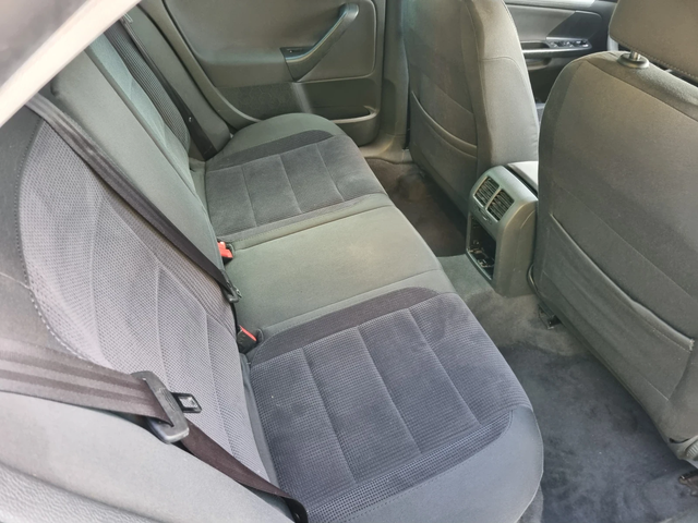 VW Jetta 1, 600 EURO4 - автомобили, коли, обяви за нови и употребявани 9