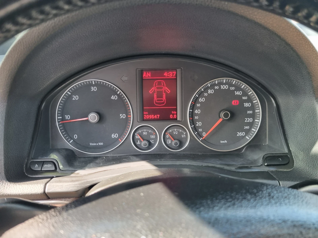 VW Jetta 2, 000 TDI EURO4 - автомобили, коли, обяви за нови и употребявани 12