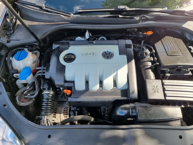 VW Jetta 2, 000 TDI EURO4 - автомобили, коли, обяви за нови и употребявани 13